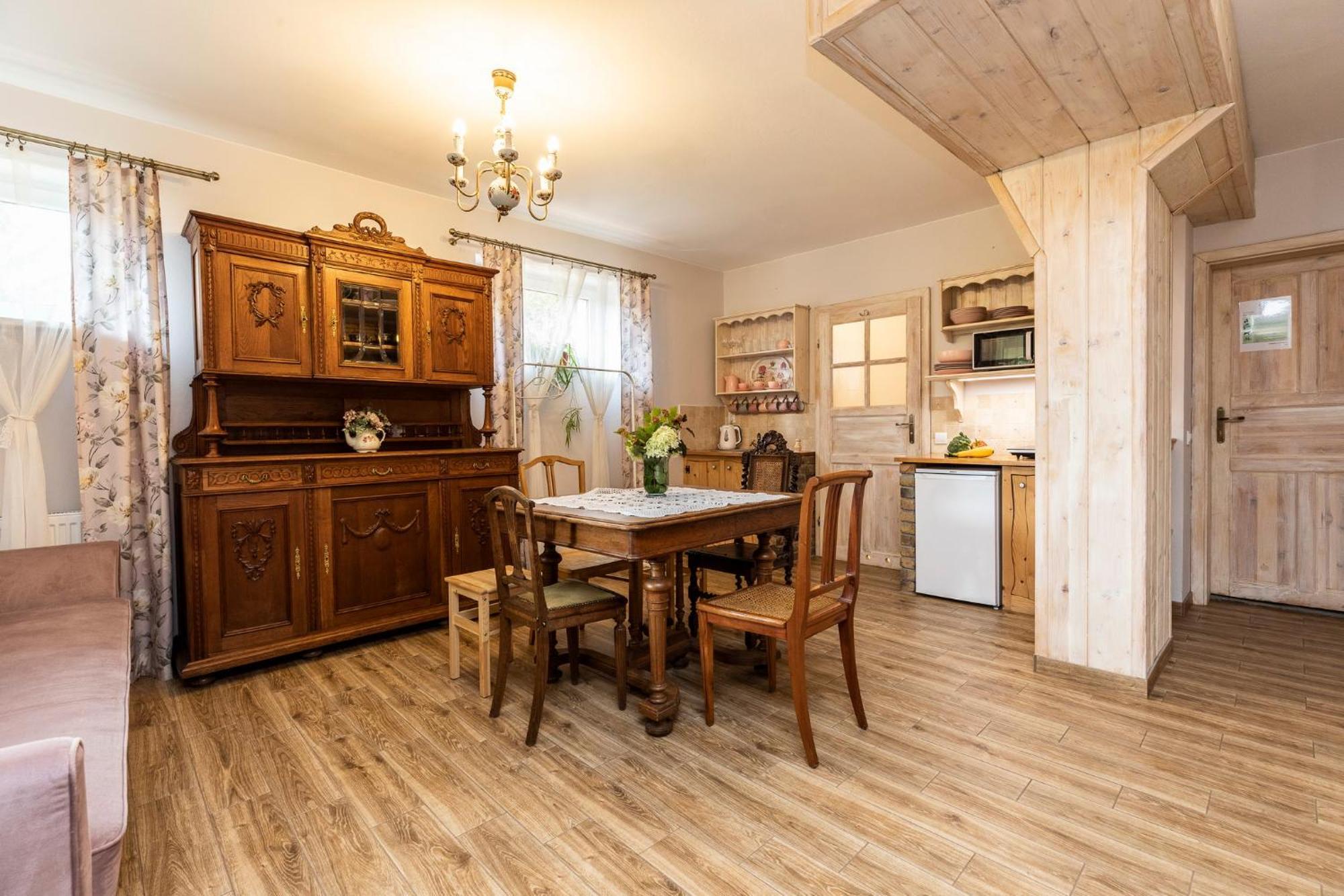 Apartamenty Zielona Owieczka เนียจิดซา ซาแมก ภายนอก รูปภาพ