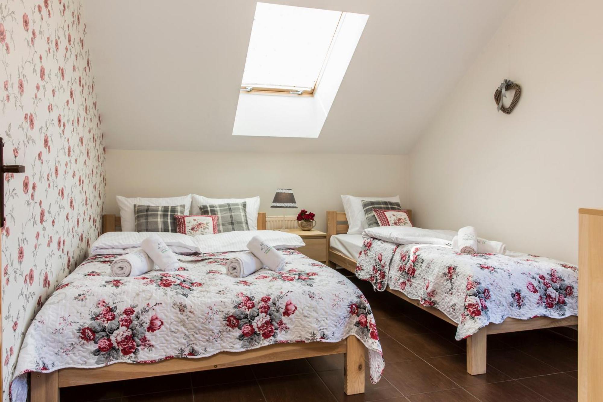 Apartamenty Zielona Owieczka เนียจิดซา ซาแมก ภายนอก รูปภาพ