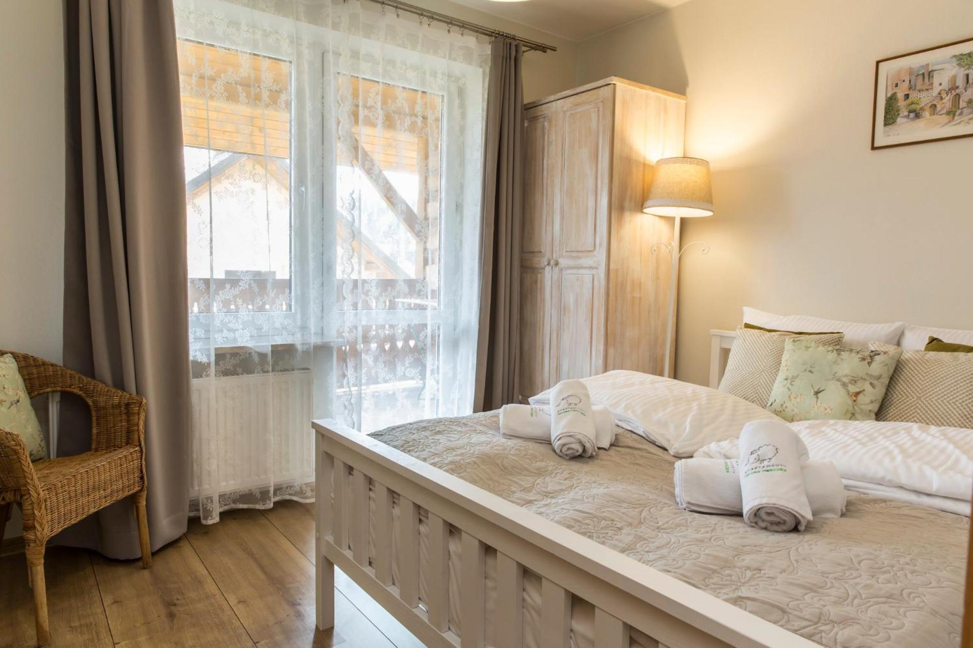 Apartamenty Zielona Owieczka เนียจิดซา ซาแมก ภายนอก รูปภาพ
